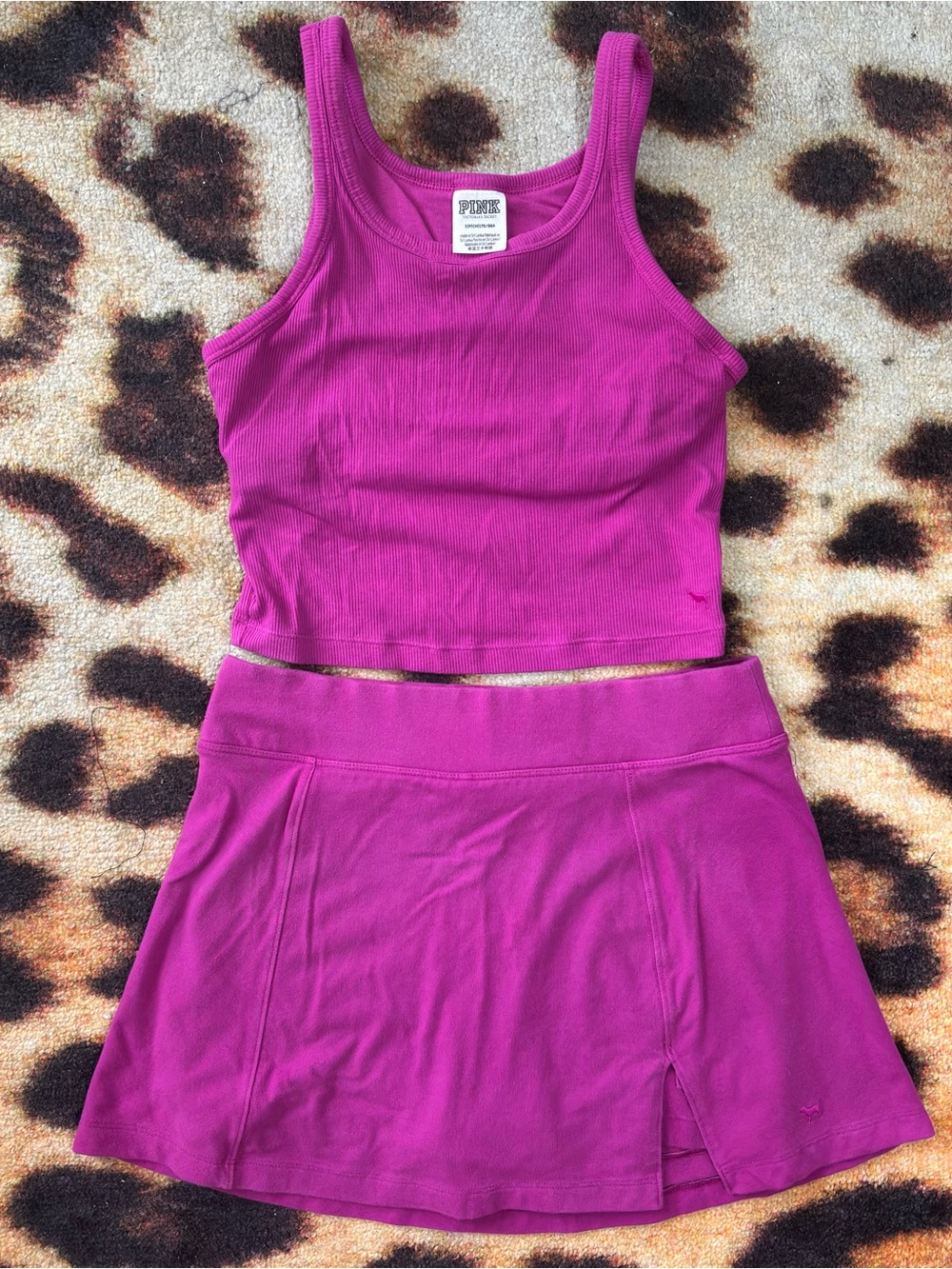PINK Victoria's Secret Magenta Ribbed Skort Tank Set Small